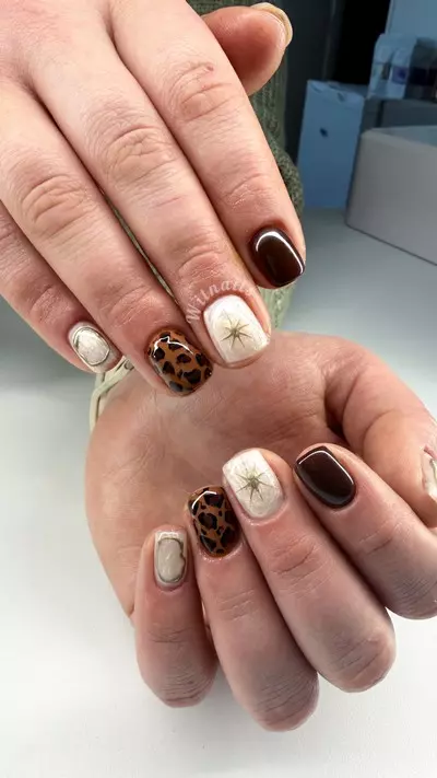 blanc rouge sang leopard